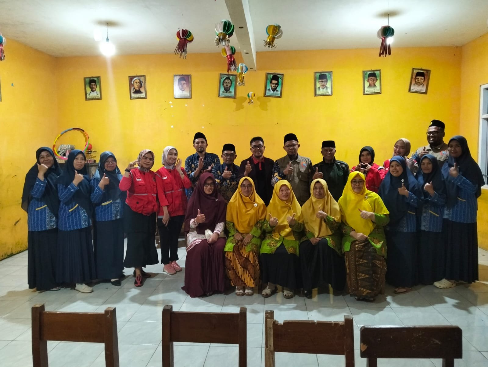 Panitia Hari Bermuhammadiyah PCM Batur bersama Tim Kesehatan PKU Muhammadiyah Banjarnegara